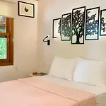 Maki Cirali 3*